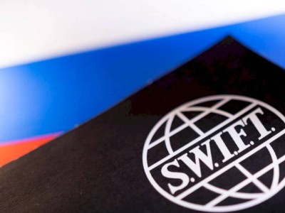 
                    В SWIFT выразили готовность исполнить решение стран Европы о санкциях
                
