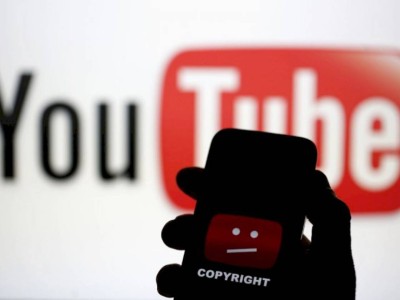 
                    Google заблокировал сотни YouTube-каналов в связи с событиями в Украине
                