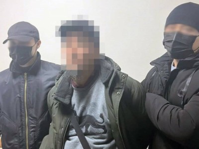 
                    Радикала задержали в аэропорту Алматы
                