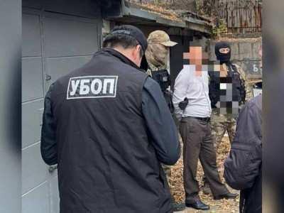 
                    Арестован шымкентец, вымогавший у бывшей миллионы
                