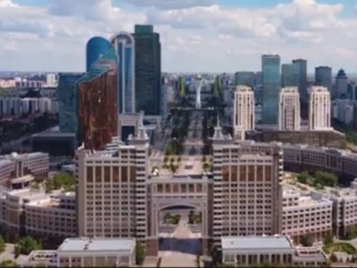 
                    В Казахстане отмечают День государственного служащего
                