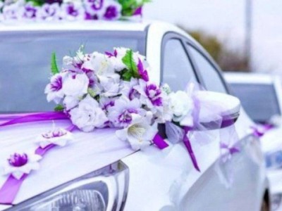 
                    Участники свадебного кортежа устроили стрельбу из окон автомобилей
                