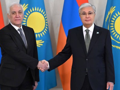 
                    Президенты Казахстана и Армении провели переговоры
                