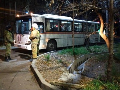 
                    Семью спасли из горящего дома в Алматы
                