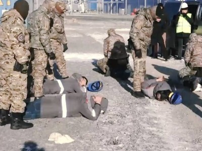 
                    Преступную группу на золотодобывающем предприятии задержали сотрудники МВД РК
                