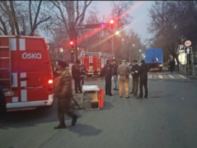 
                    Еще двоих человек госпитализировали после крупного пожара в Алматы
                