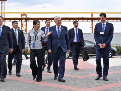 
                    Токаев посетил ряд социальных объектов в Костанае
                
