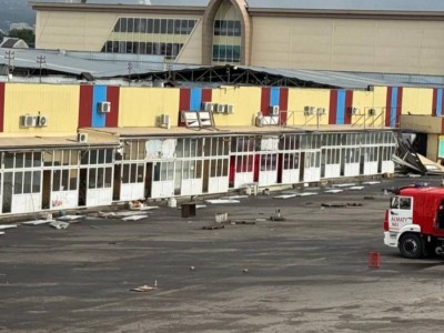 
                    В Алматы демонтируют 67 незаконных торговых точек на парковках
                