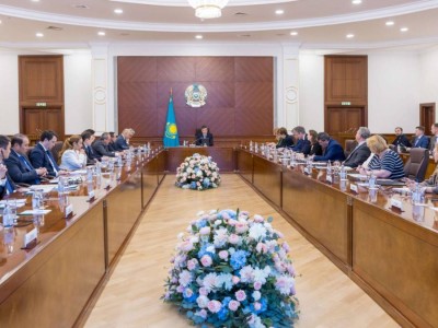 
                    Казахстан и ЕС расширяют экологическое сотрудничество в сфере водных ресурсов и управления отходами
                