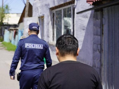 
                    Трагедии в пяти семьях предотвратили полицейские ВКО 
                