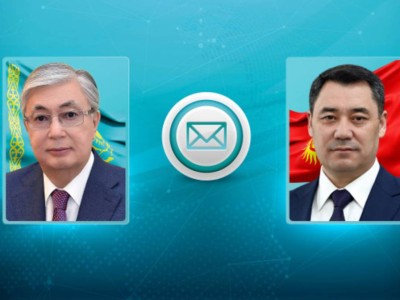 
                    Токаев поздравил президента и народ Кыргызстана с Днем Независимости
                