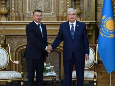 
                    Токаев провел встречу с Премьер-министром Таджикистана
                