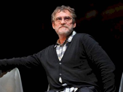 
                    После продолжительной борьбы с COVID скончался актер Валерий Гаркалин
                