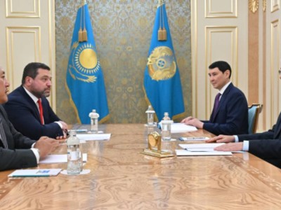 
                    Токаев принял основателей компании Kaspi.kz Вячеслава Кима и Михаила Ломтадзе
                