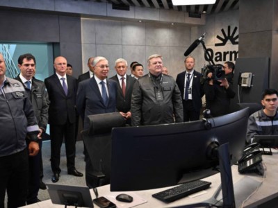 
                    Токаев посетил диспетчерско-аналитический центр Qarmet
                
