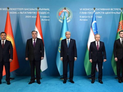 
                    Токаев провел VI Консультативную встречу глав государств Центральной Азии
                
