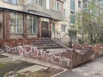 
                    Очередную незаконную пристройку снесли в Алматы
                