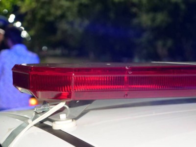 
                    Наркозакладчики на авто врезались в забор, скрываясь от полиции в Шымкенте
                