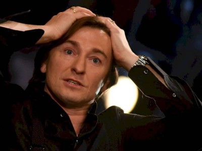 
                    Сергей Безруков заразился коронавирусом
                