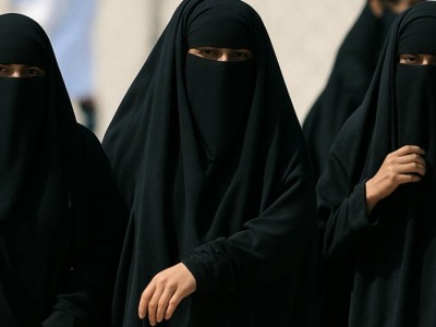 
                    Эксперт Талгат Жакиянов высказался о запрете на одежду, закрывающую лицо 
                