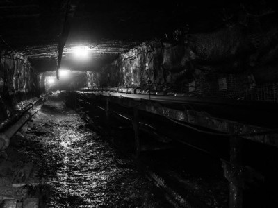 
                    На шахте «Казахстанская» на поверхность подняли 224 работника
                