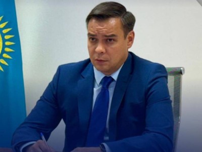 
                    Артур Ластаев провел личный прием гражданина, обратившегося с жалобой на следователей
                