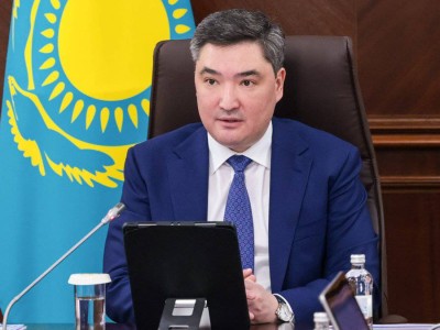 
                    Бектенов потребовал немедленно докладывать ему, если в регионах не будут снижать инфляцию
                