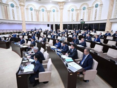 
                    Закон о цифровизации и инвестклимате одобрили сенаторы Казахстана
                