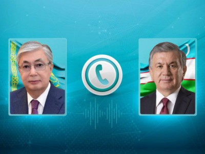 
                    Токаев поблагодарил Мирзиёева за помощь
                