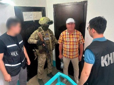 
                    КНБ пресечена незаконная деятельность по оказанию содействия в сдаче ЕНТ
                