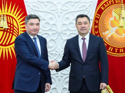 
                    Зачем Токаев отправил Бектенова в Кыргызстан
                