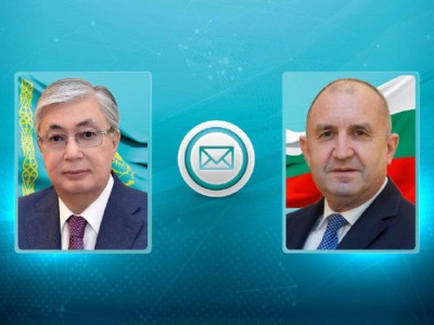 
                    Глава государства направил поздравительную телеграмму Президенту Болгарии
                