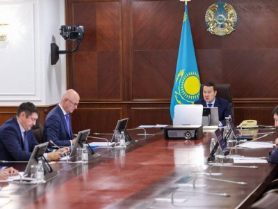 
                    Аварии на МАЭК и АНПЗ: Премьер-министр поручил привлечь к расследованию Генпрокуратуру и КНБ
                
