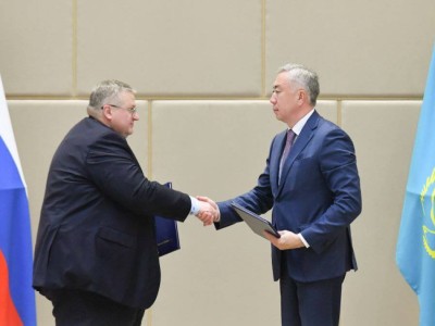 
                    Казахстан и Россия договорились расширять авиасообщение и увеличивать транзитные перевозки
                