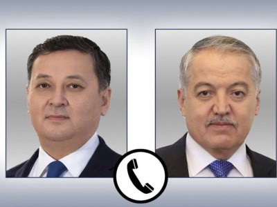 
                    Состоялся телефонный разговор глав МИД Казахстана, Таджикистана и Кыргызстана
                