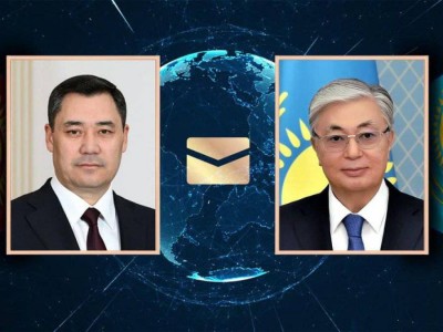 
                    Токаев поздравил Президента Кыргызстана с днем рождения
                