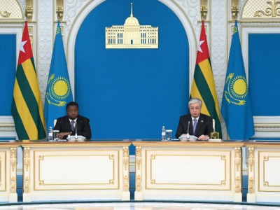 
                    Лидеры Казахстана и Того провели брифинг для представителей СМИ
                