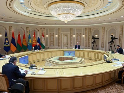 
                    Токаев призвал оказывать помощь афганскому народу
                