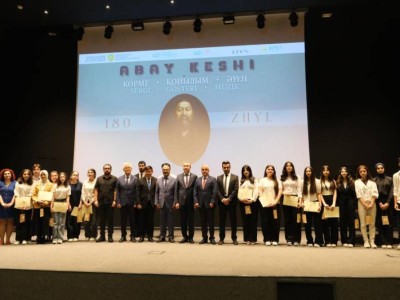 
                    В Стамбуле отметили 180-летие Абая Кунанбайулы
                