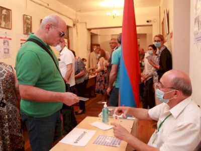 
                    Все избиркомы приступили к работе на парламентских выборах в Армении
                