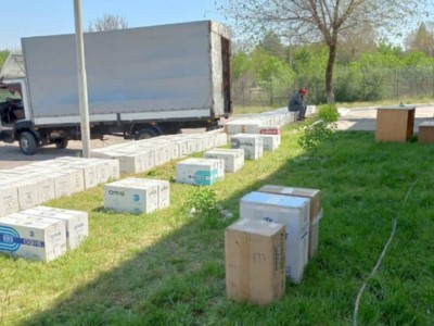 
                    Пресечена попытка незаконного ввоза в Казахстан крупной партии табачных изделий
                