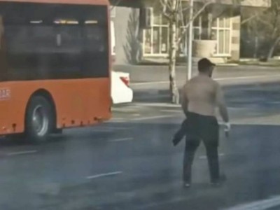 
                    Пьяный мужчина с ножом разгуливал по Павлодару
                