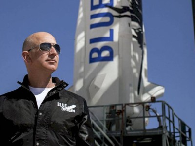 
                    Blue Origin продала билет в космос за 28 миллионов долларов
                