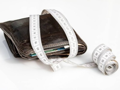 
                    Казахстанцы тратят 11% от ВВП на душу населения на минимальные потребительские расходы
                