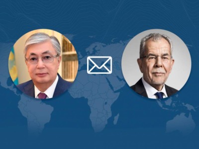 
                    Токаев направил телеграмму президенту Австрии
                