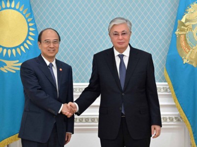 
                    Президент обсудил с главой CNPC перспективы сотрудничества в нефтегазовой отрасли
                