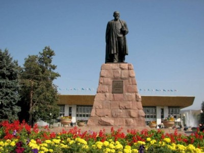 
                    В Бишкеке установят памятник Абаю
                