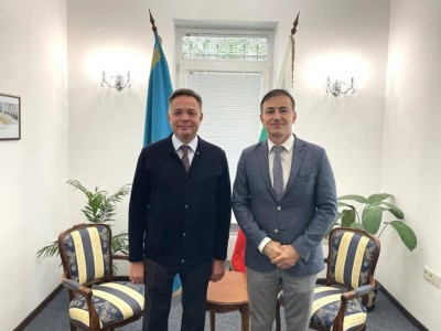 
                    Евродепутат поддерживает проводимые в Казахстане реформы
                