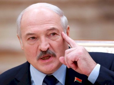 
                    Лукашенко подписал документ на случай своей смерти
                