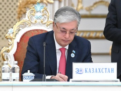 
                    Какие документы подписали на саммите Международного фонда спасения Арала
                